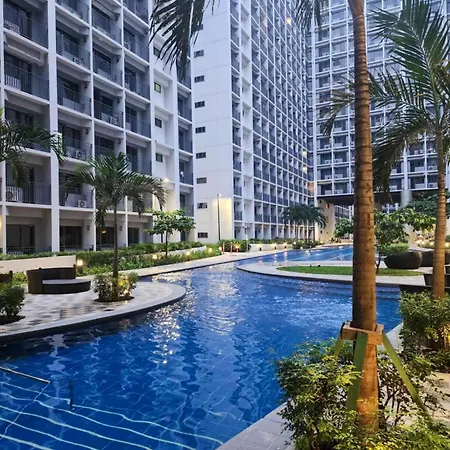 Graceful Getaway Suites